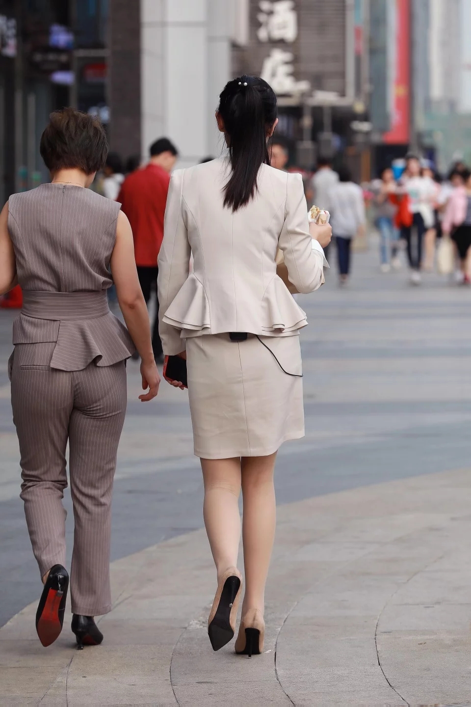 记录生命最初的绽放，早期街拍孕照纪实摄影作品欣赏