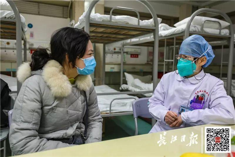 疫情最早数据消息治疗，揭示抗击新冠病毒的初始阶段秘密