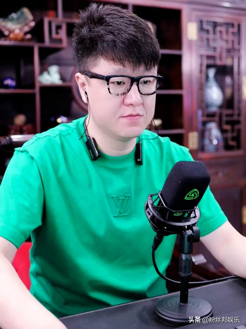 阿哲的决断与反思，一位网络红人背后的退网故事