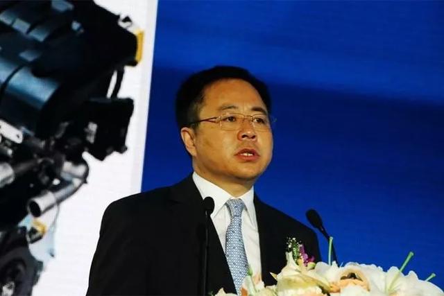 揭秘李峰，探寻其最早消息源头
